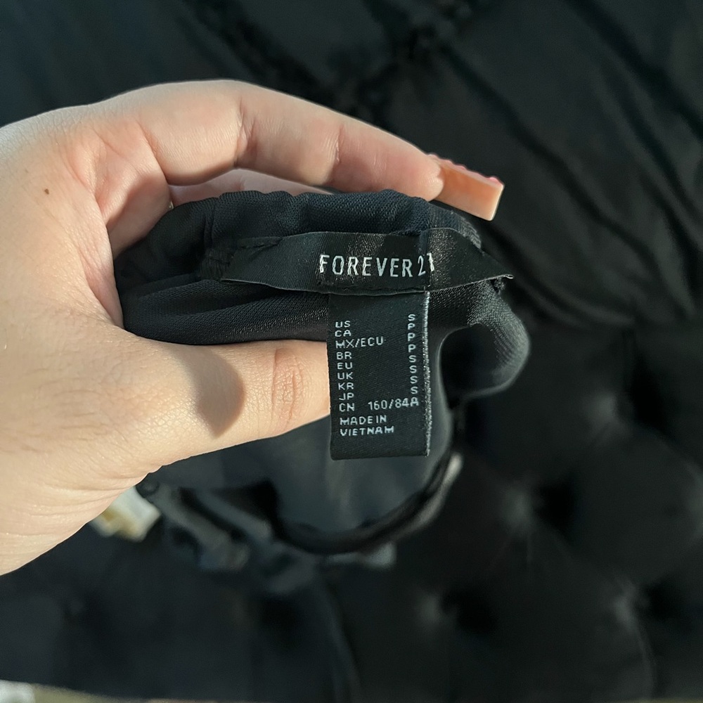 FOREVER 21 BODYCON DRESS